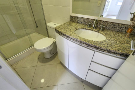 Apartamento à venda com 3 quartos, sendo 2 suítes,  em Paraíso do Morumbi, São Paulo, SP