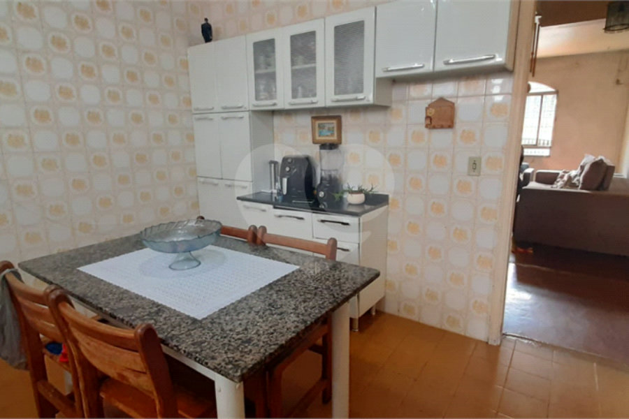 Sobrado à venda com 2 quartos em Tremembé, São Paulo, SP