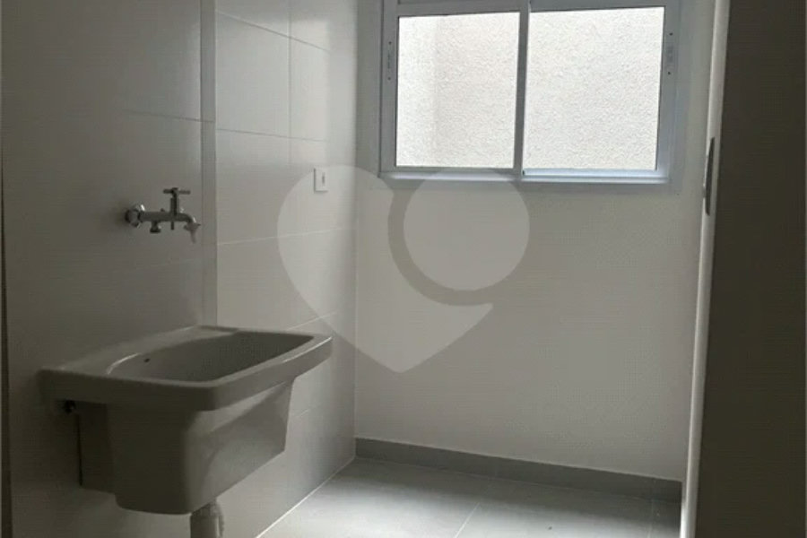 Casa à venda com 2 suítes no condomínio Maracujas, São Paulo - SP