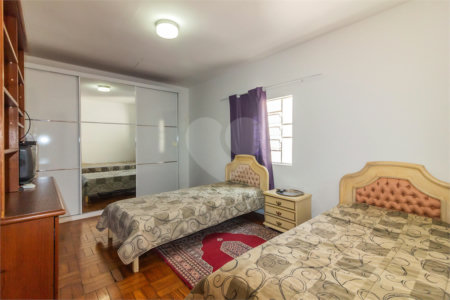 Casa à venda com 3 quartos, sendo 1 suíte,  em Jardim Paulistano, São Paulo, SP