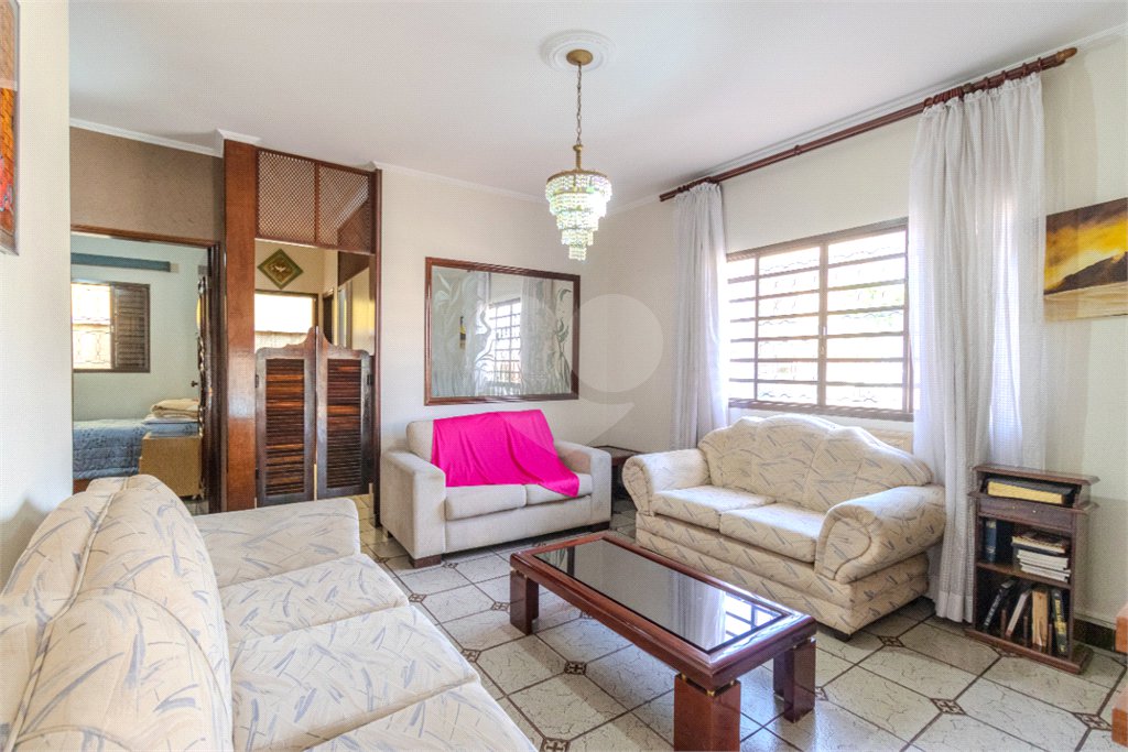 Casa à venda com 3 quartos, sendo 2 suítes, em Vila Matilde, São Paulo, SP