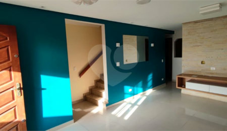 Casa à venda com 3 quartos, sendo 1 suíte, no condomínio Residencial Gabriela, São Paulo - SP