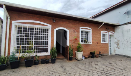 Sobrado à venda com 6 quartos, sendo 4 suítes,  em Instituto de Previdência, São Paulo, SP