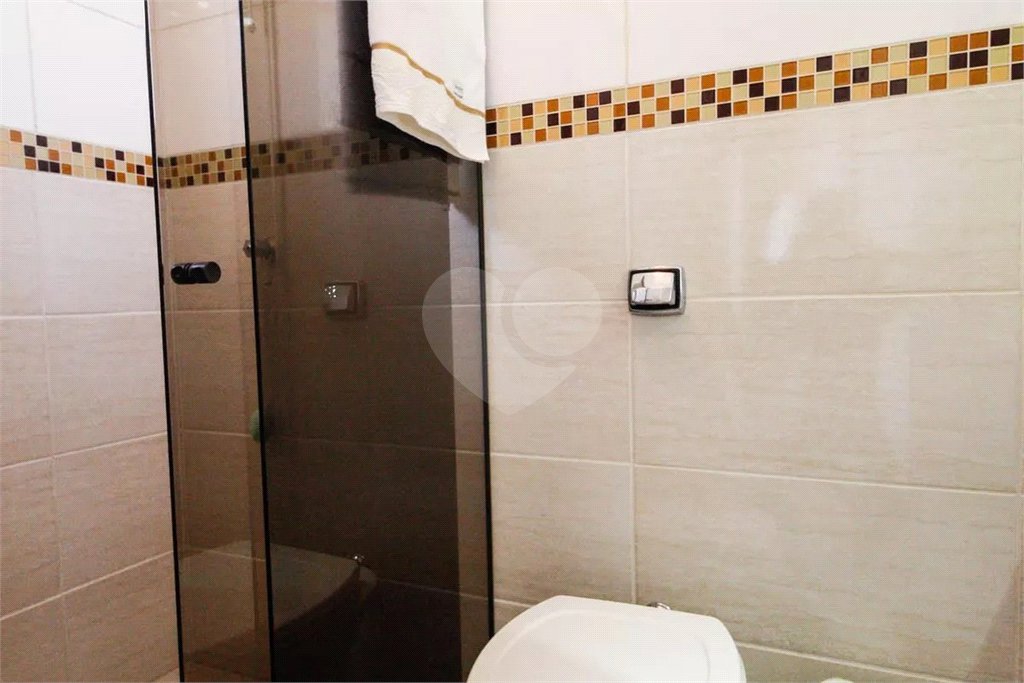 Sobrado à venda com 3 quartos, sendo 1 suíte, em Parada Inglesa, São Paulo, SP