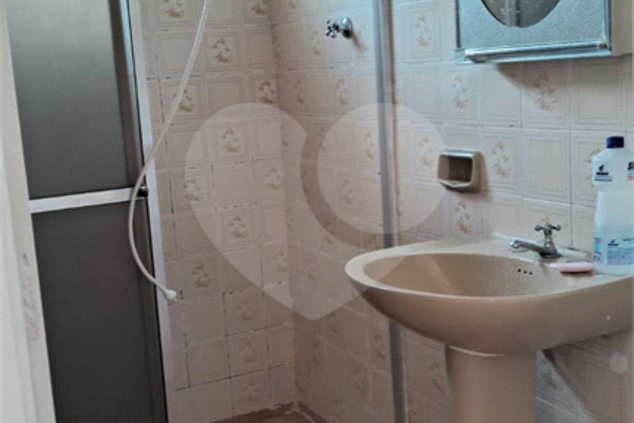 Sobrado à venda com 2 quartos, sendo 1 suíte, em Tremembé, São Paulo, SP