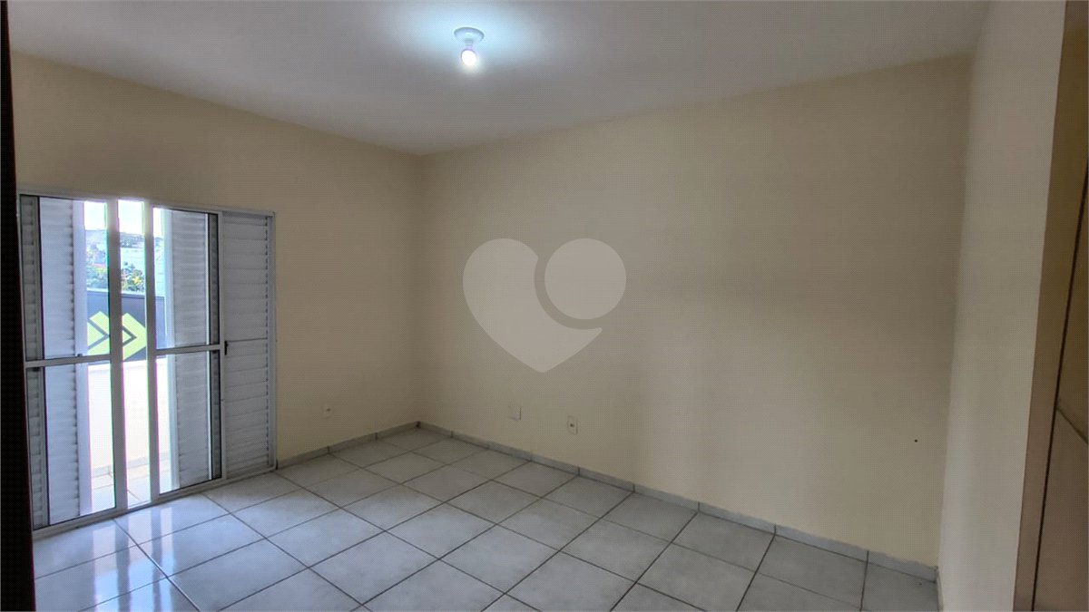 Casa à venda com 3 quartos em Santa Cândida, Vinhedo, SP
