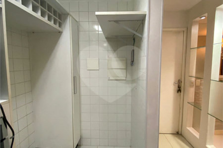 Apartamento à venda com 3 quartos, sendo 1 suíte, em Campo Grande, Rio de Janeiro, RJ