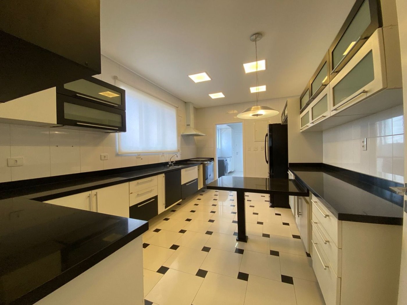 Apartamento com 3 dormitórios para alugar, 198 m² por R$ 16.000,02/mês - Gonzaga - Santos/SP