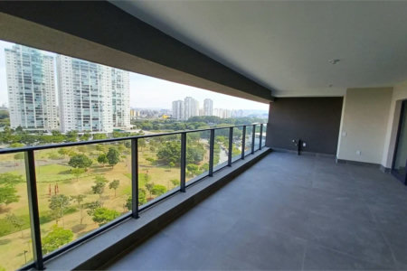 Apartamento à venda com 4 quartos, sendo 3 suítes, em Água Branca, São Paulo, SP