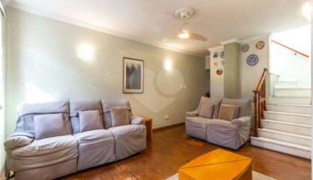 Sobrado à venda com 3 quartos, sendo 1 suíte,  em Chácara Santo Antônio, São Paulo, SP