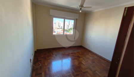 Apartamento à venda com 3 quartos, sendo 1 suíte, em Lapa, São Paulo, SP