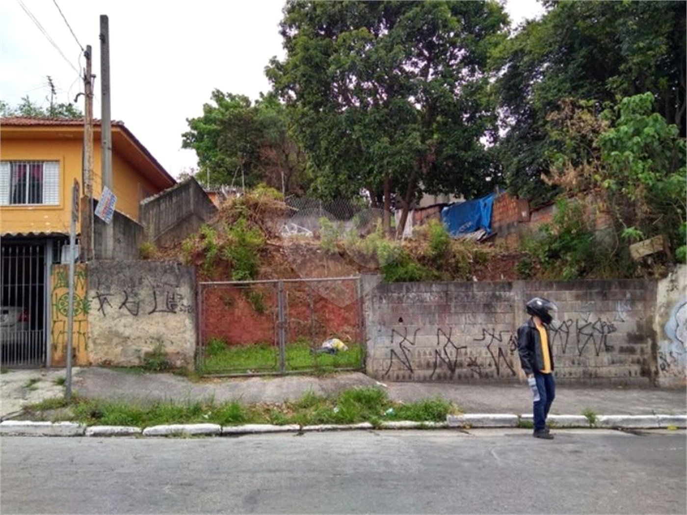 Terreno à venda em Jardim Cambara, São Paulo, SP