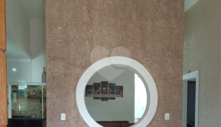 Casa à venda com 2 quartos, sendo 1 suíte,  em Residencial Vasques Martins, Votorantim, SP