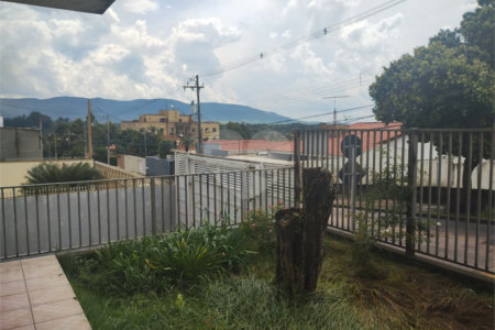 Casa à venda com 5 quartos, sendo 1 suíte, em Vila Japi II, Jundiaí, SP