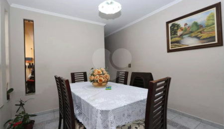 Casa Térrea à venda com 3 quartos, sendo 1 suíte, em Vila Alpina, São Paulo, SP