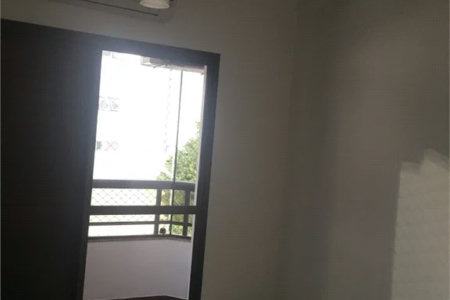 Apartamento à venda com 4 suítes em Vila Suzana, São Paulo, SP