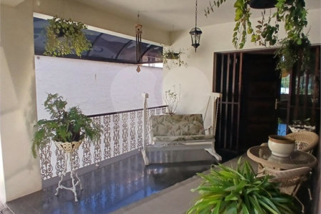 Sobrado à venda com 4 quartos, sendo 2 suítes, em Jardim Leonor, São Paulo, SP
