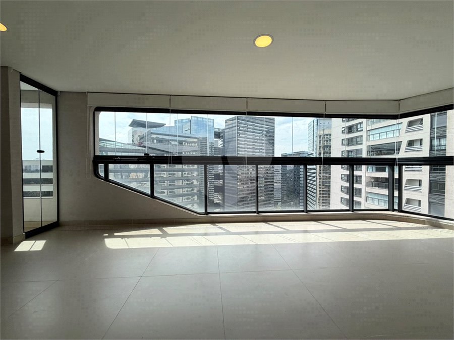Apartamento à venda com 3 suítes em Chácara Santo Antônio (zona Sul), São Paulo, SP