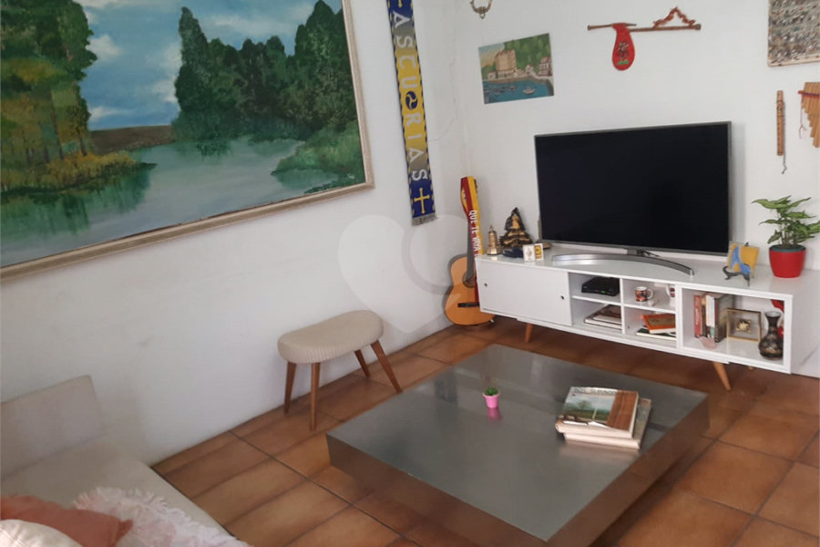Casa à venda com 2 quartos, sendo 1 suíte, em Tremembé, São Paulo, SP