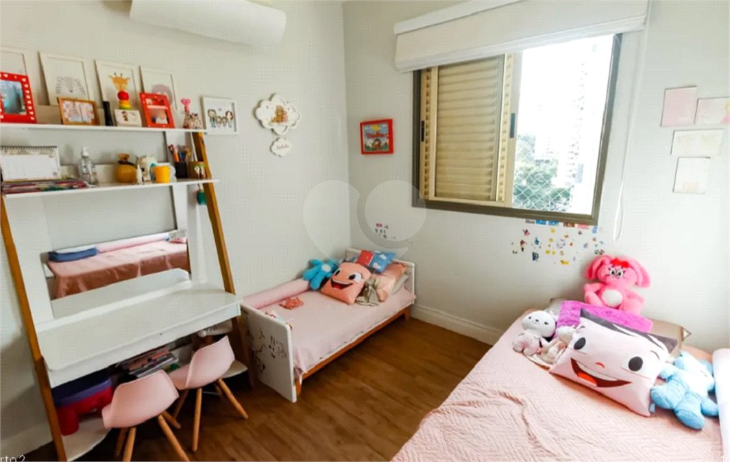 Apartamento à venda com 3 quartos, sendo 1 suíte, em Vila Andrade, São Paulo, SP