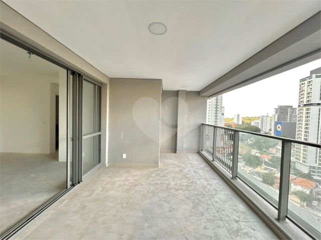 Apartamento à venda com 3 suítes em Brooklin, São Paulo, SP