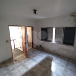 Sobrado à venda com 7 quartos, sendo 6 suítes, em Aclimação, São Paulo, SP