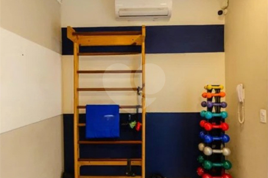 Apartamento à venda com 2 quartos em Vila Zat, São Paulo, SP