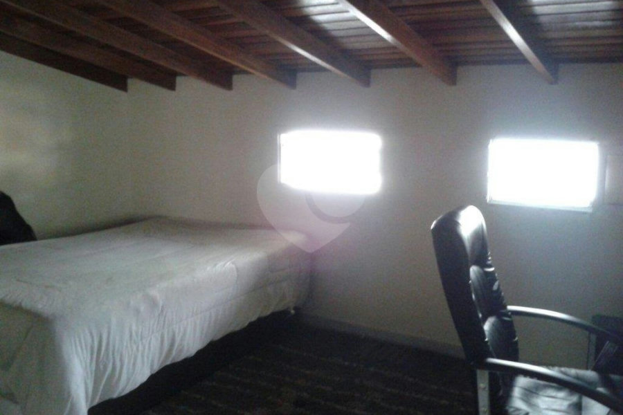 Sobrado à venda com 5 quartos, sendo 4 suítes, em Horto, São Paulo, SP