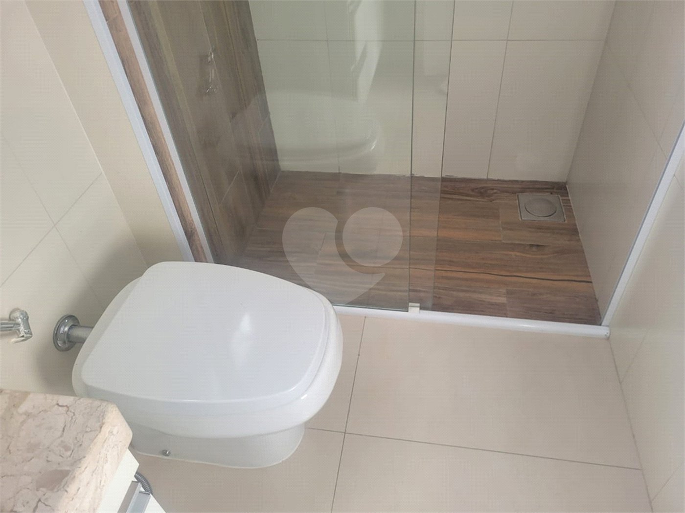 Apartamento à venda com 2 quartos, sendo 1 suíte, em Vila Teixeira, Salto, SP