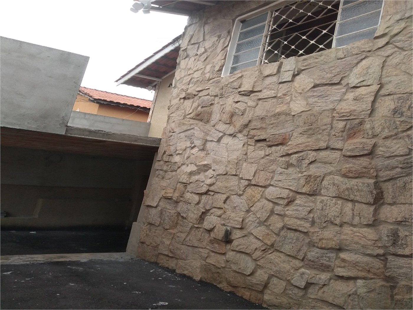 Casa Térrea à venda com 3 quartos em Jardim Alvinópolis, Atibaia, SP