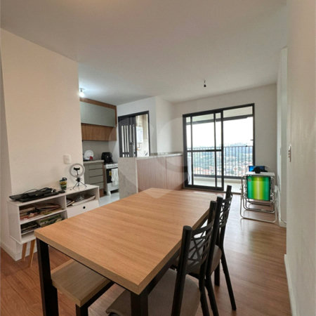 Apartamento à venda com 3 quartos, sendo 1 suíte, em Vila Anastácio, São Paulo, SP