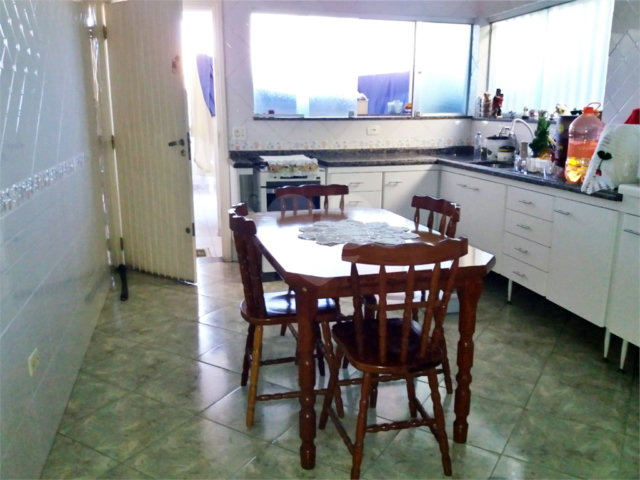 Sobrado à venda com 4 quartos, sendo 3 suítes,  em Tucuruvi, São Paulo, SP