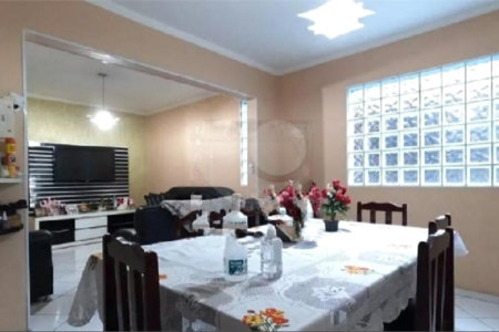 Casa à venda com 3 quartos, sendo 1 suíte, em Jardim Cumbica, Guarulhos, SP
