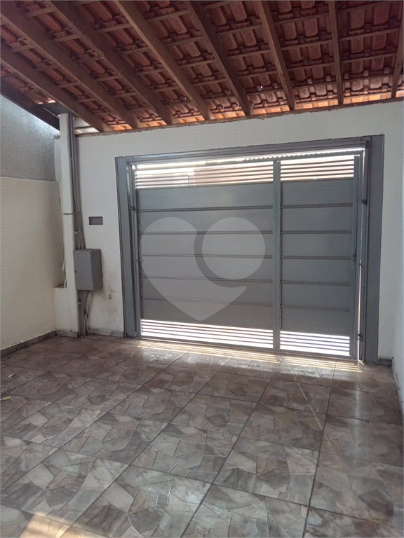 Casa à venda com 4 quartos, sendo 2 suítes, em Parque Gramado II, Araraquara, SP