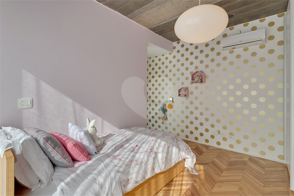 Casa de Vila à venda com 3 suítes em Granja Julieta, São Paulo, SP