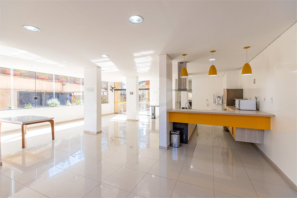 Apartamento à venda com 3 quartos, sendo 1 suíte, em Alto da Boa Vista, São Paulo, SP