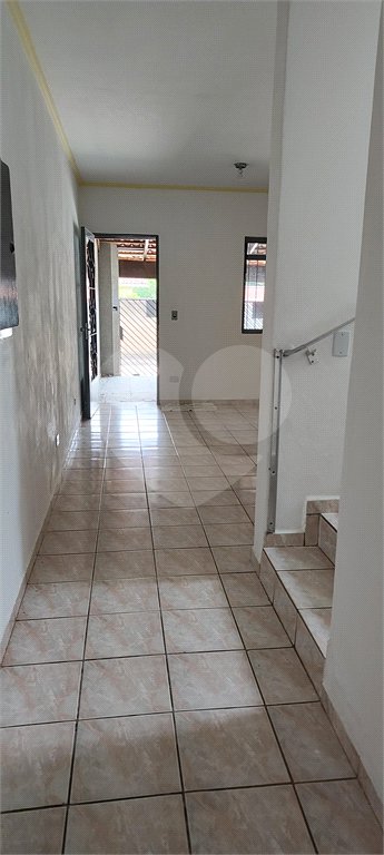 Sobrado à venda com 3 quartos, sendo 1 suíte, em Ressaca, Atibaia, SP