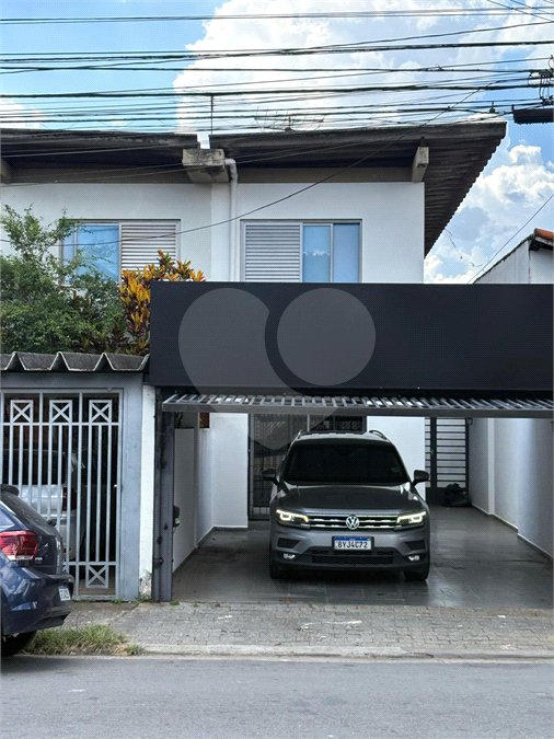 Sobrado à venda com 4 quartos, sendo 1 suíte,  em Vila Sônia, São Paulo, SP