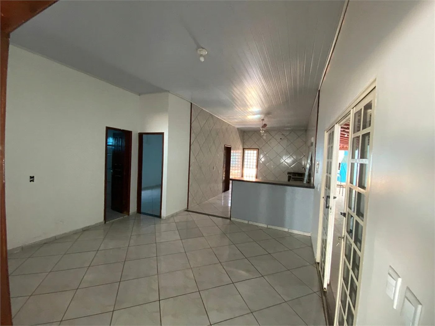 Casa à venda com 3 quartos, sendo 1 suíte, em São Félix, Balsas, MA