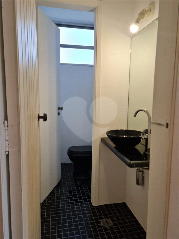 Apartamento à venda ou para alugar com 3 quartos, sendo 1 suíte, em Itaim Bibi, São Paulo, SP
