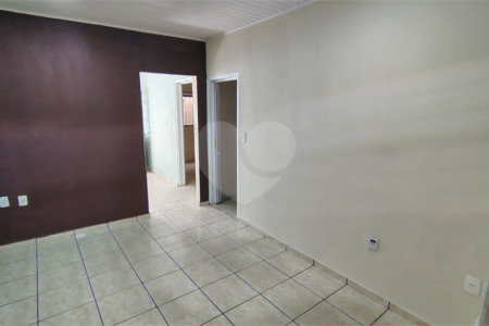 Casa à venda com 2 quartos em Vila Hortência, Sorocaba, SP