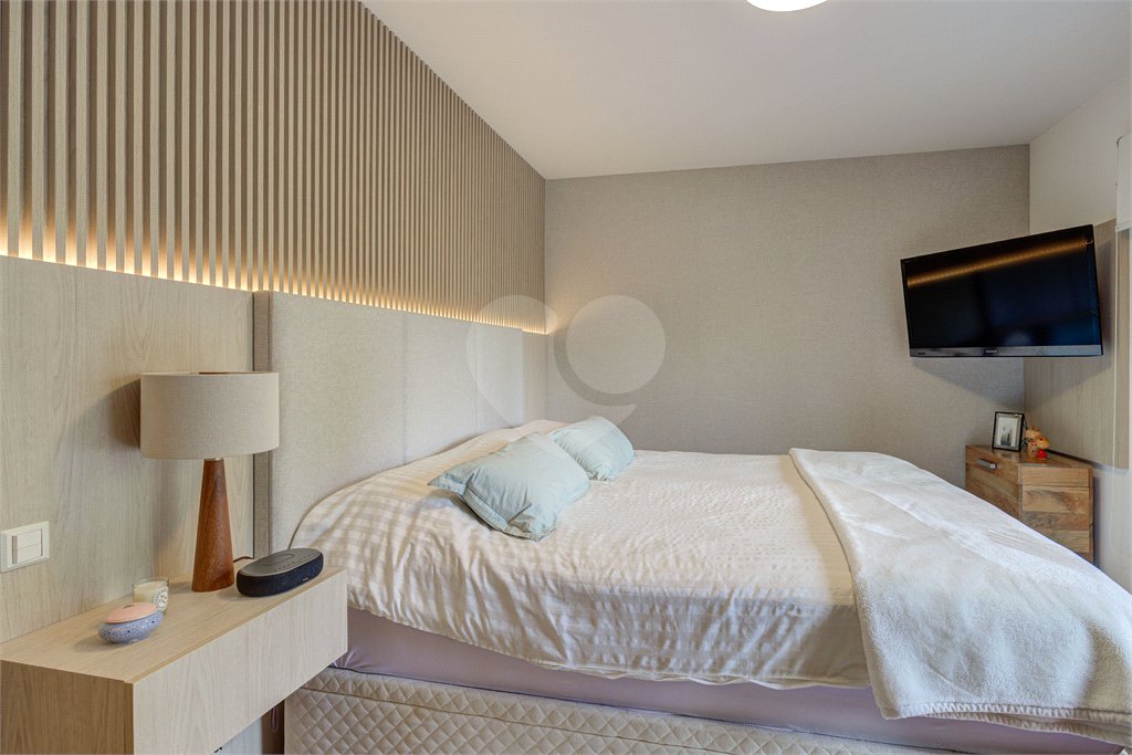 Apartamento à venda com 4 quartos, sendo 1 suíte, em Alto da Boa Vista, São Paulo, SP