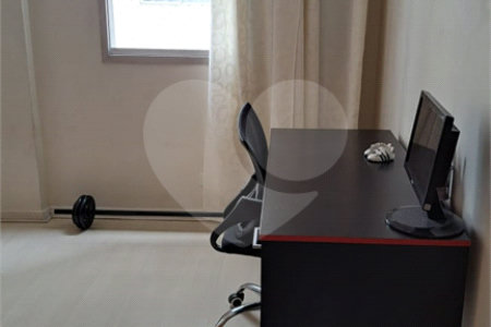 Apartamento à venda com 3 quartos, sendo 1 suíte,  em Vila Olímpia, São Paulo, SP