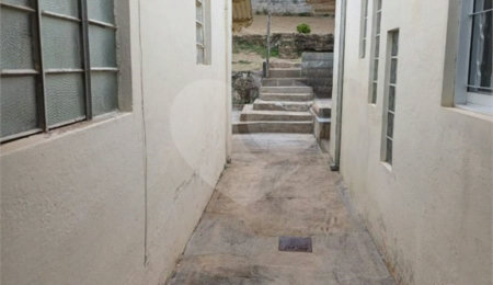 Casa à venda com 4 quartos em Estação, São Roque, SP