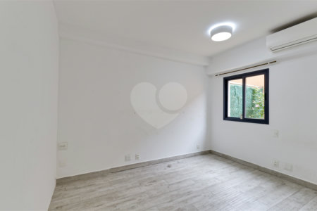Apartamento à venda com 1 suíte em Alto da Boa Vista, São Paulo, SP