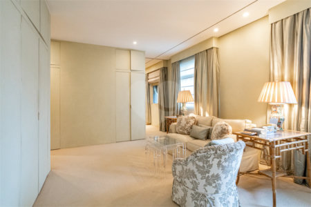 Apartamento à venda com 4 suítes em Jardim Paulistano, São Paulo, SP