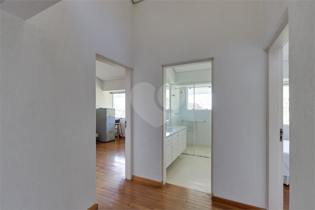Casa à venda com 3 quartos, sendo 1 suíte, em Guarapiranga, São Paulo, SP