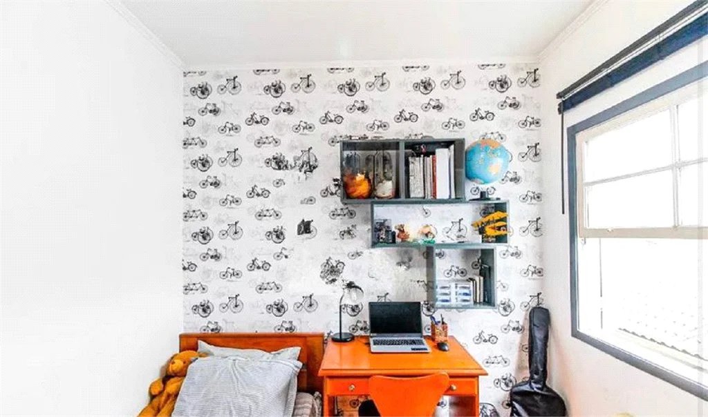 Sobrado à venda com 4 quartos, sendo 1 suíte, em Vila Cordeiro, São Paulo, SP