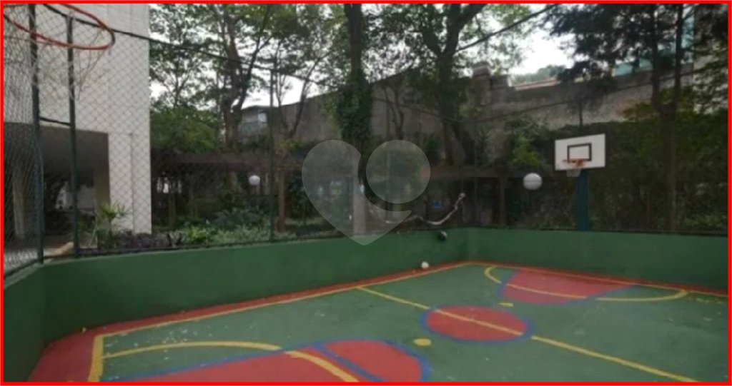 Apartamento à venda com 3 quartos, sendo 1 suíte, em Bosque da Saúde, São Paulo, SP