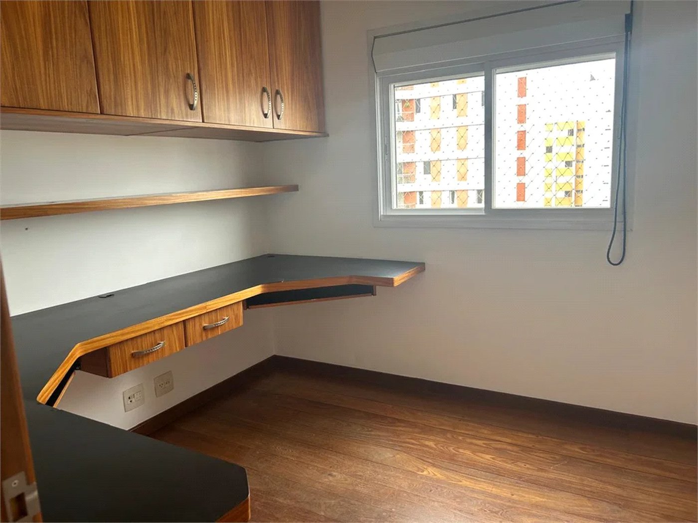 Apartamento para alugar com 3 quartos, sendo 1 suíte, em Pinheiros, São Paulo, SP